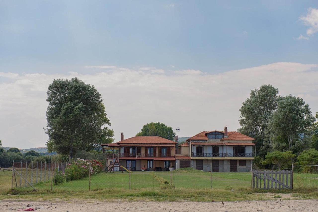Villa Ilyos 伊里斯斯 外观 照片